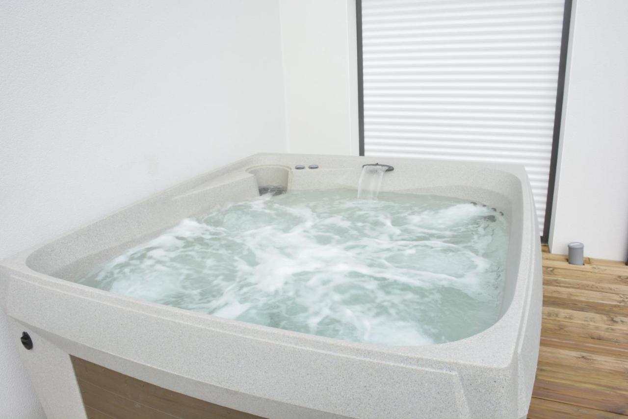 Maison à 200m des plages avec jacuzzi Trégunc Extérieur photo